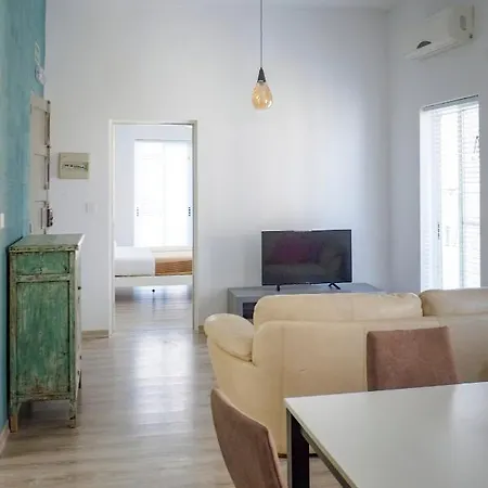 Bright And Cosy Flat In Sliema, 2min From The Sea Appartement